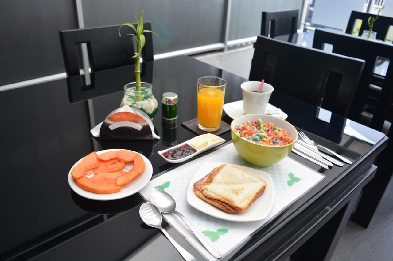 בוגוטה Hotel Quality Comfort House מראה חיצוני תמונה